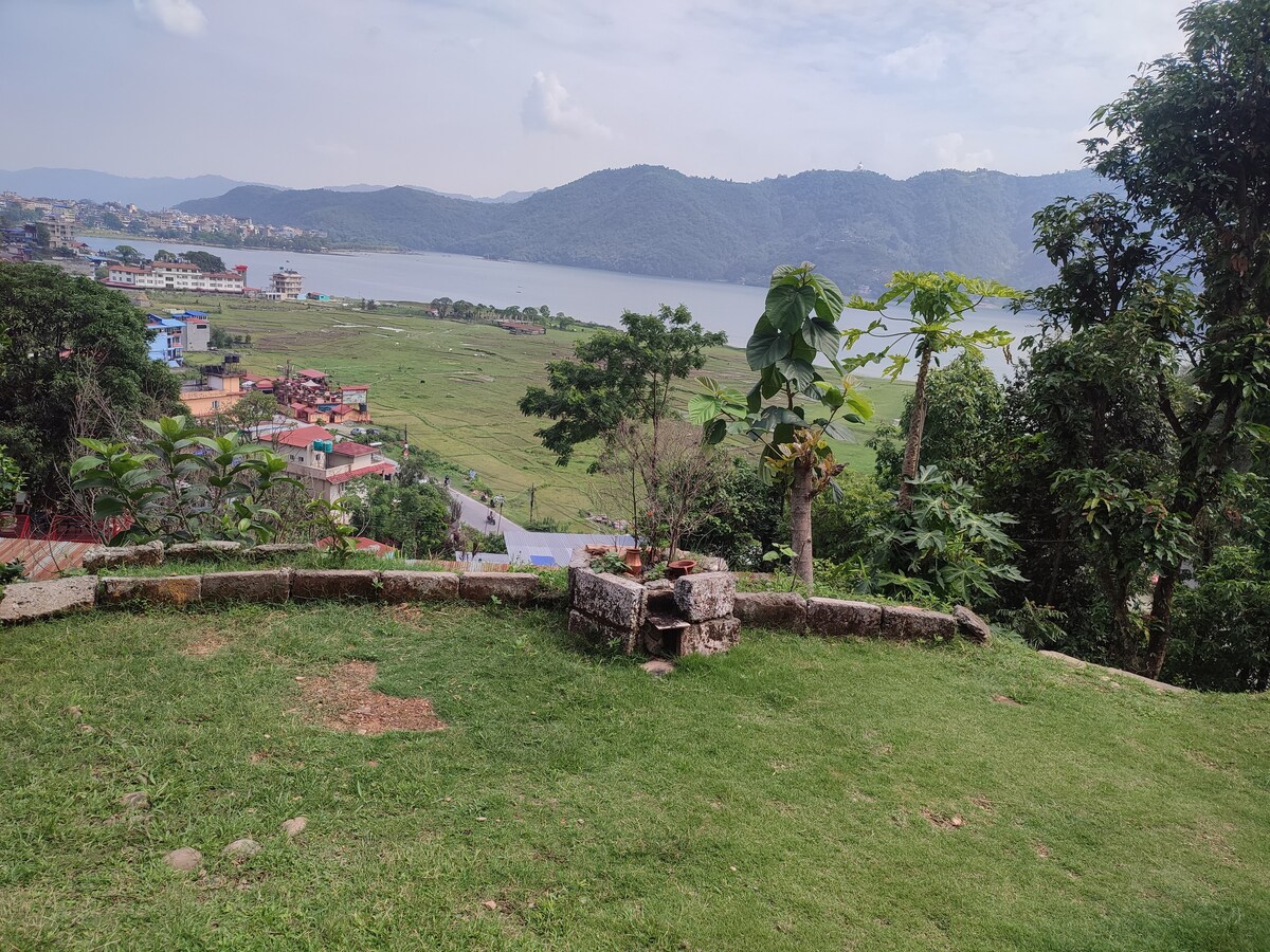 lake view home stay — photo