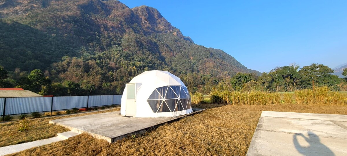 Agro resort, dome tent, attached toilet, hot water — photo