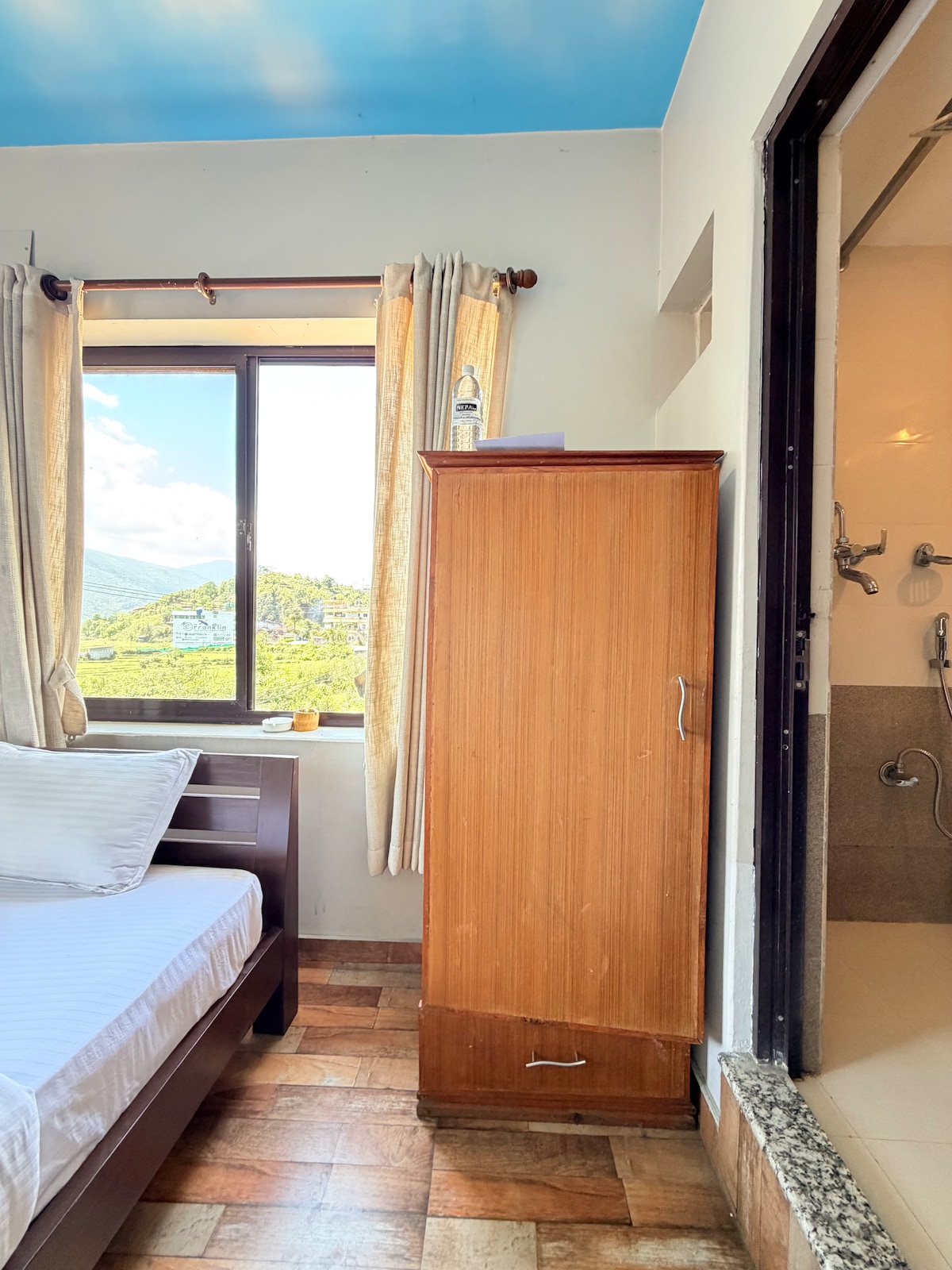 Cozy Room Near Lakeside Pokhara — photo