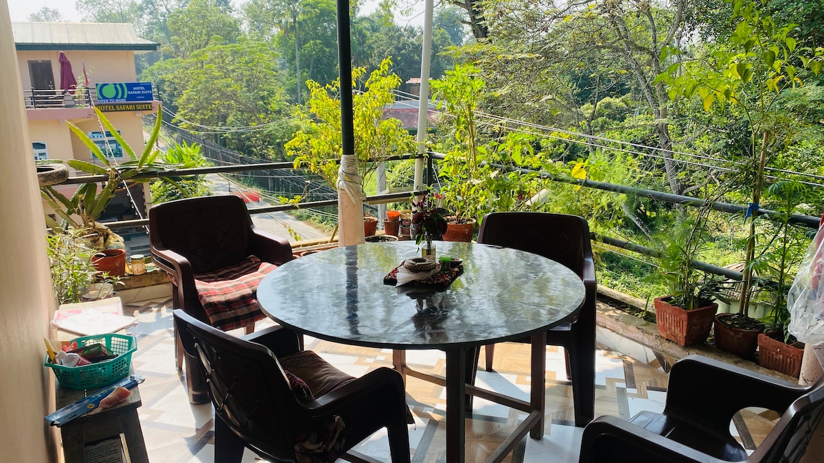 Sauraha Home Corner Inn