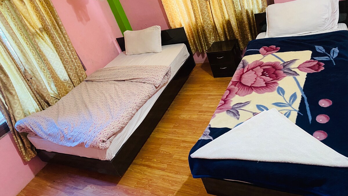 Sauraha Home Corner Inn — photo