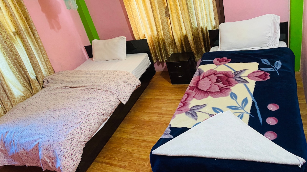 Sauraha Home Corner Inn — photo