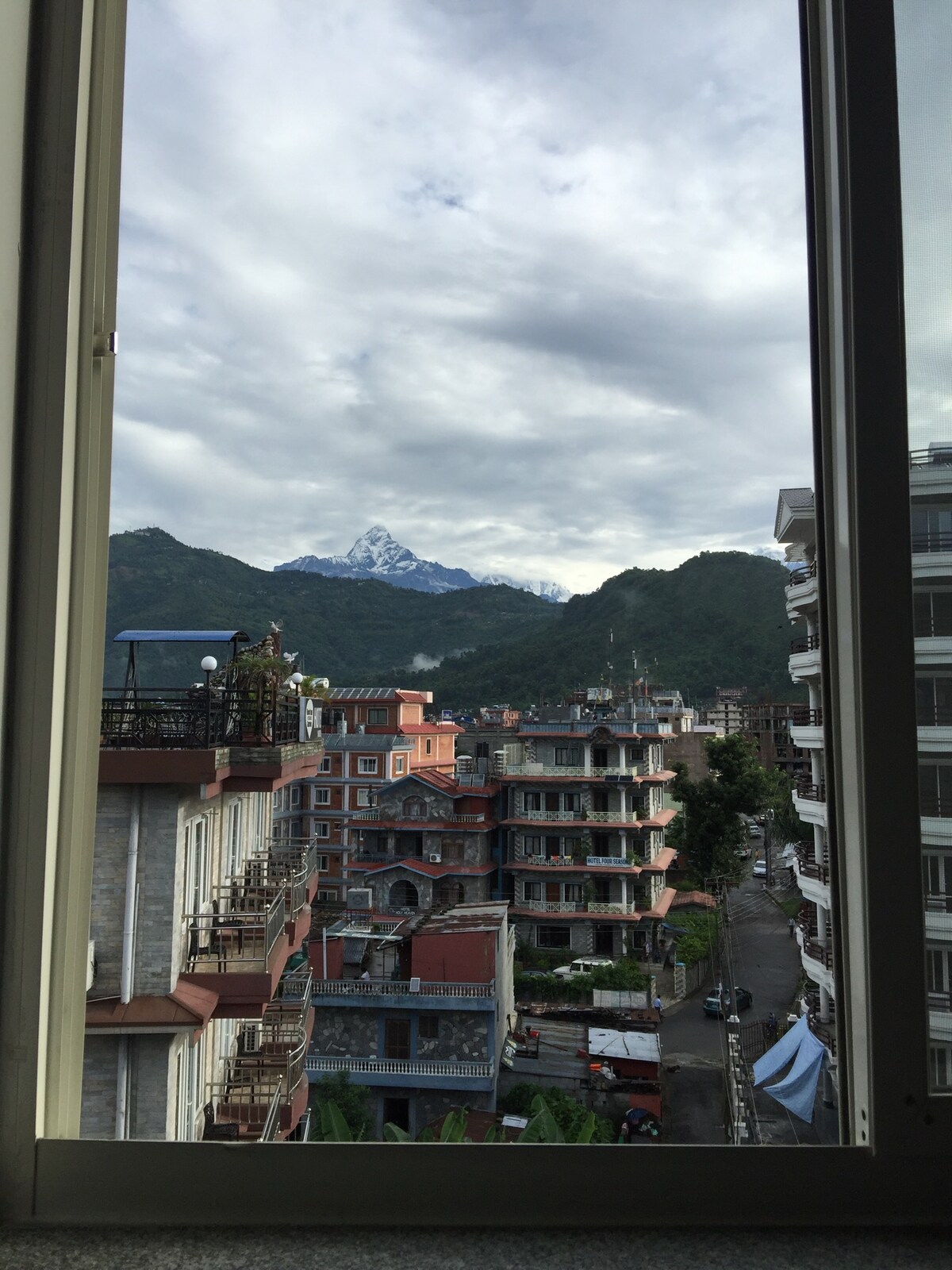 Luxury Room at Mount View Pokhara — photo