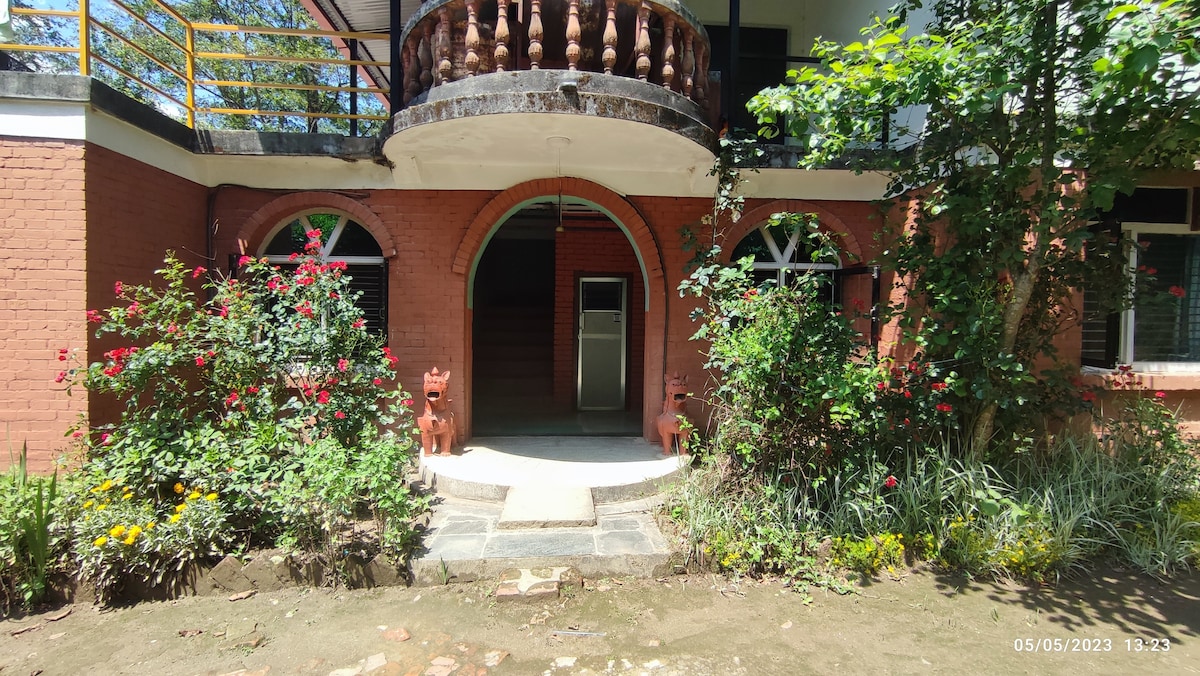 Serene Garden View Room — photo