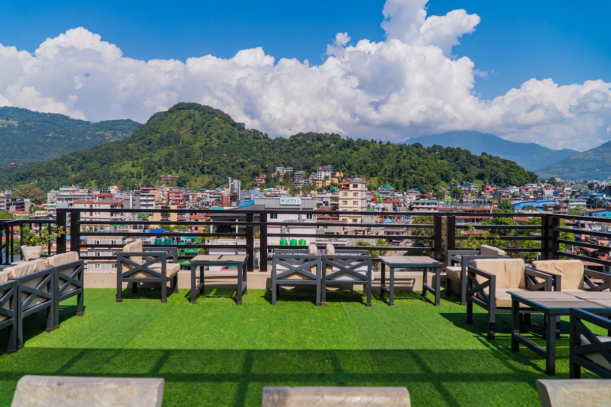 Lakeside Bliss in Pokhara 2 — photo