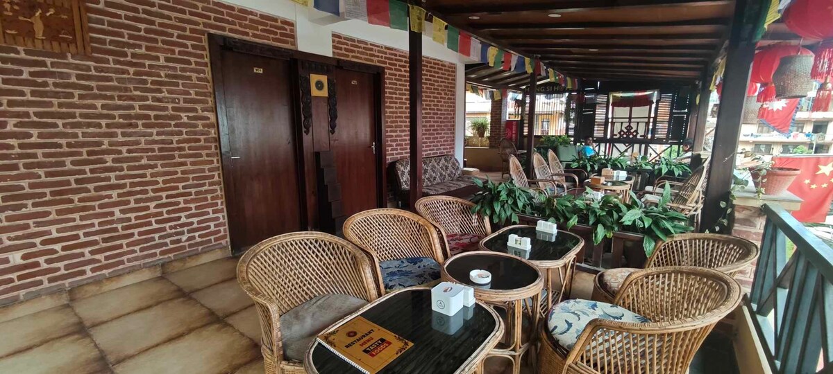 deluxe family room — photo