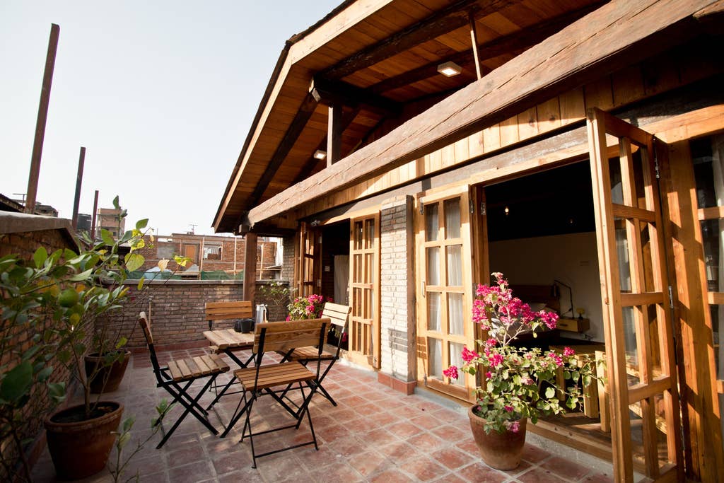 Balcony Imperial Duplex - live like a king — photo