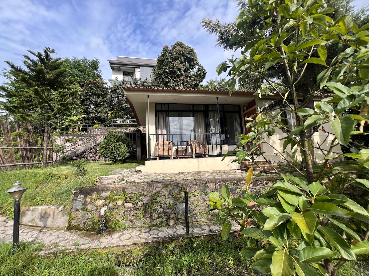 Avocado Accommodations- Premium One BR Cottage — photo