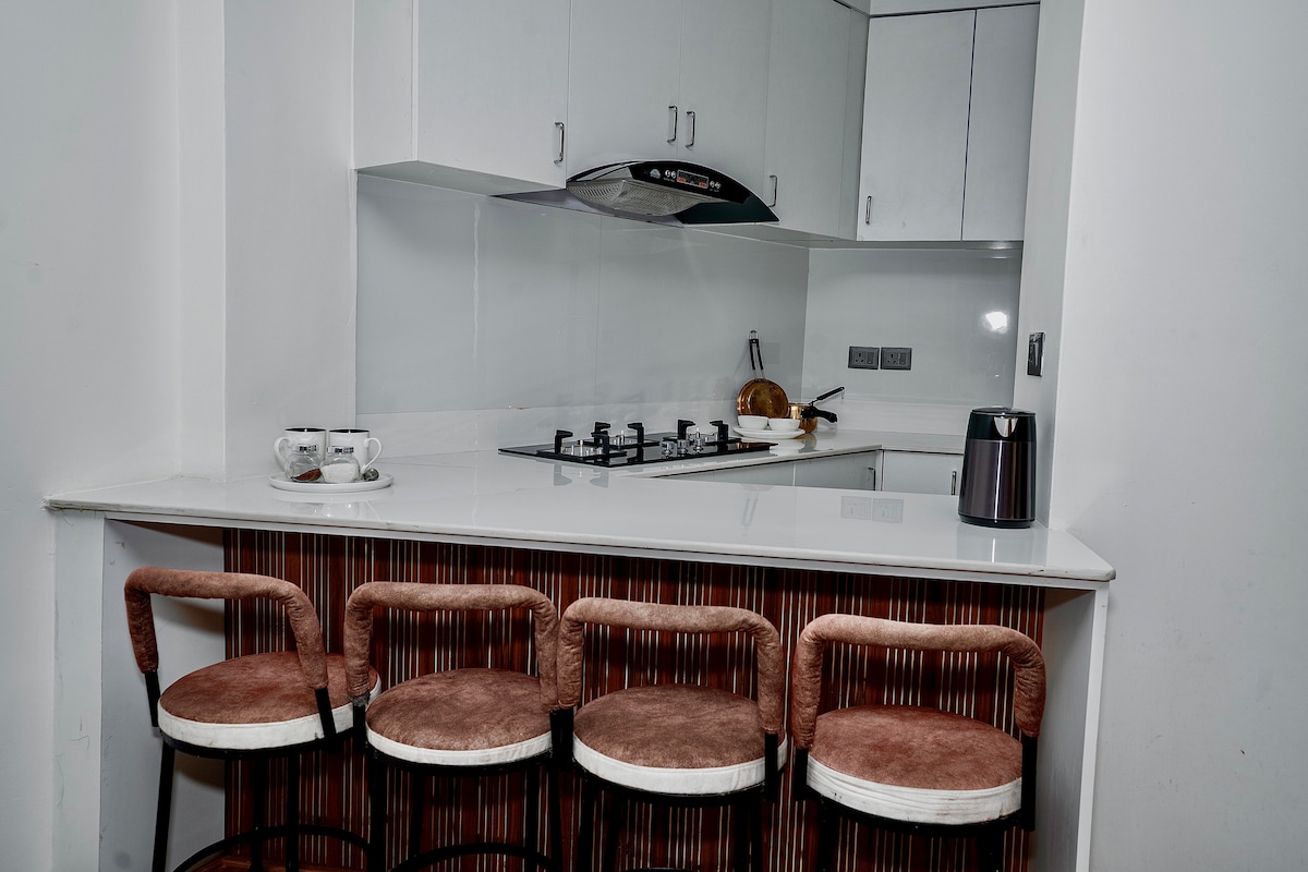 Cozy apartment in short distance to KTM airport