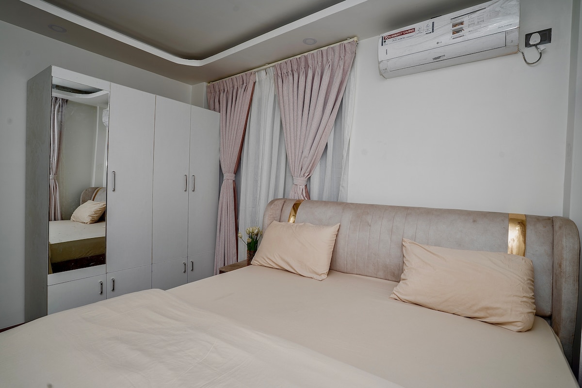 Cozy apartment in short distance to KTM airport — photo
