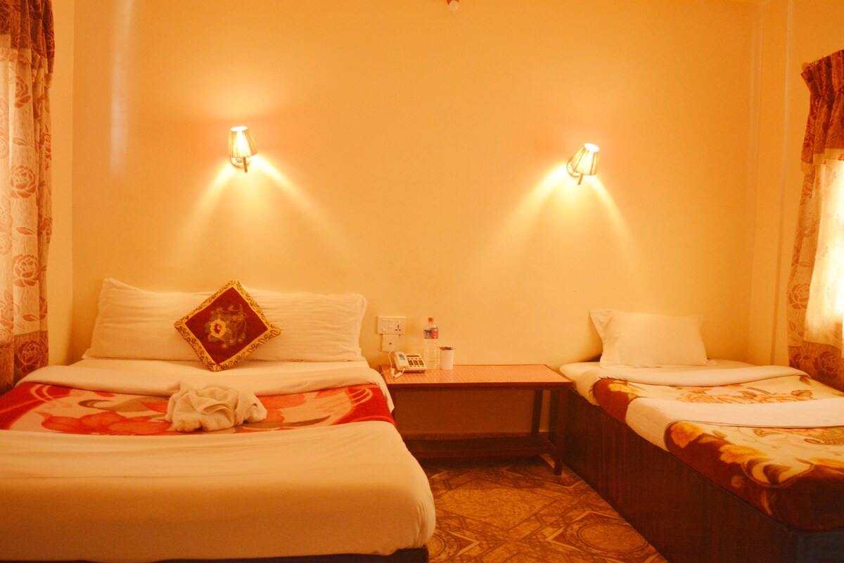 HOTEL DIRECTION POKHARA