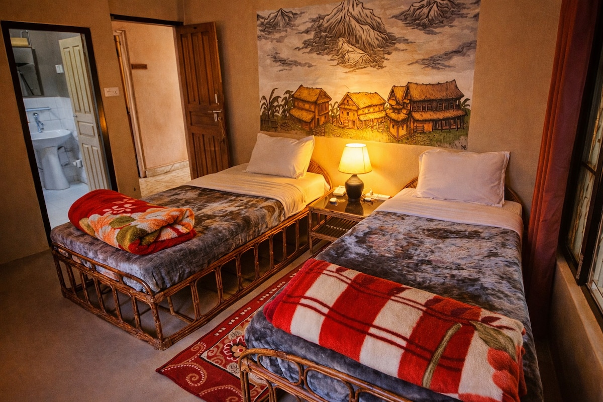 New Hotel Castle / Twin Room — photo