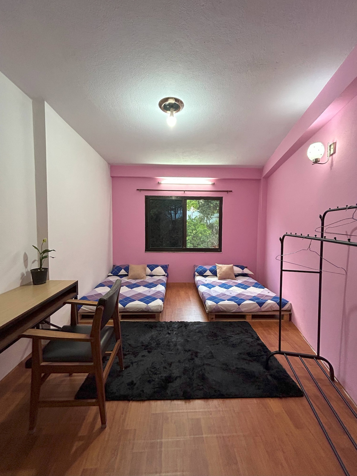 Happy Stay — photo