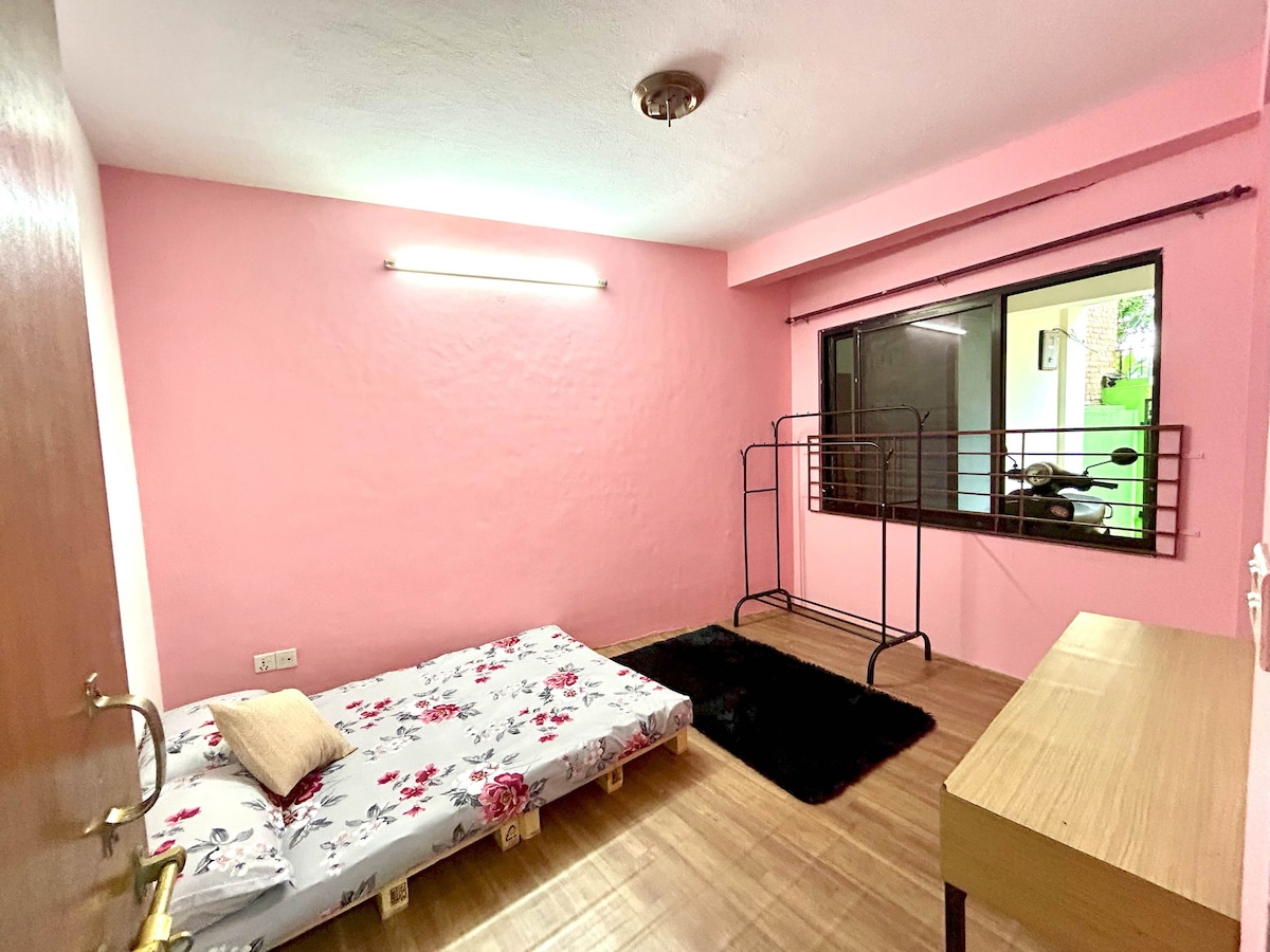 Happy Stay — photo