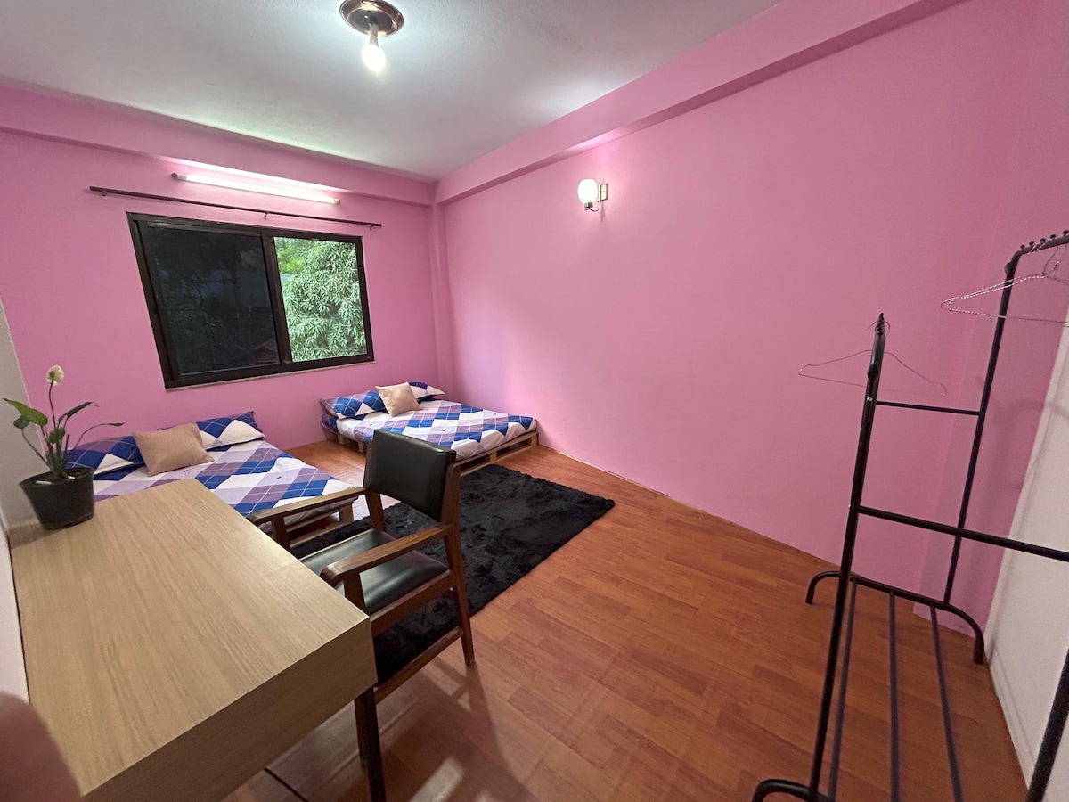 Happy Stay — photo