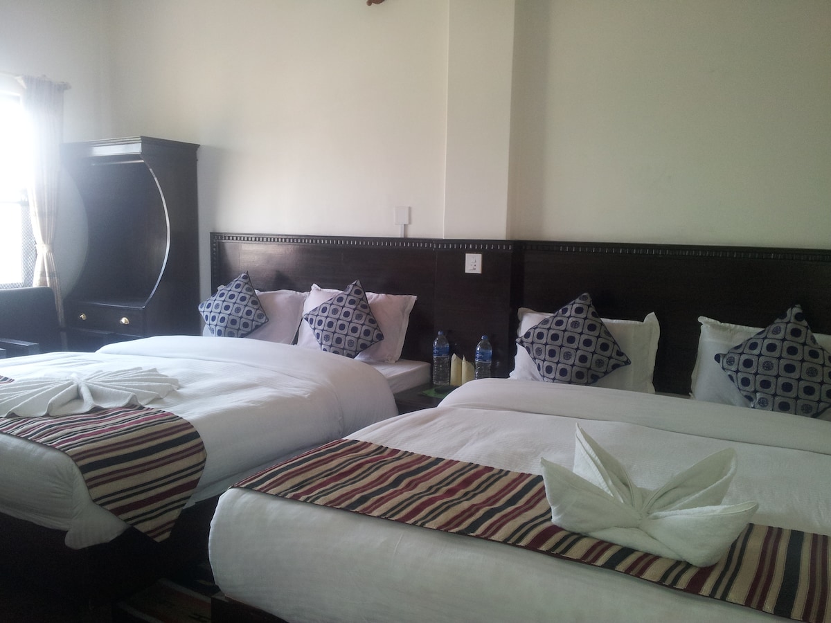 Triple Room with Mountain view