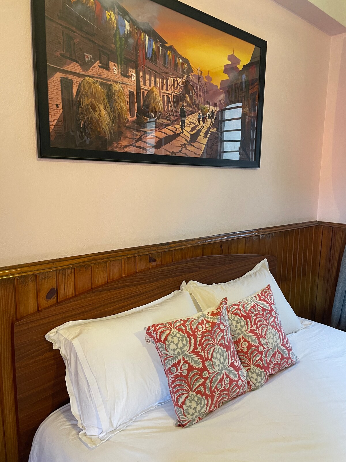 Boutique Queen Room | Heart of Bhaktapur — photo