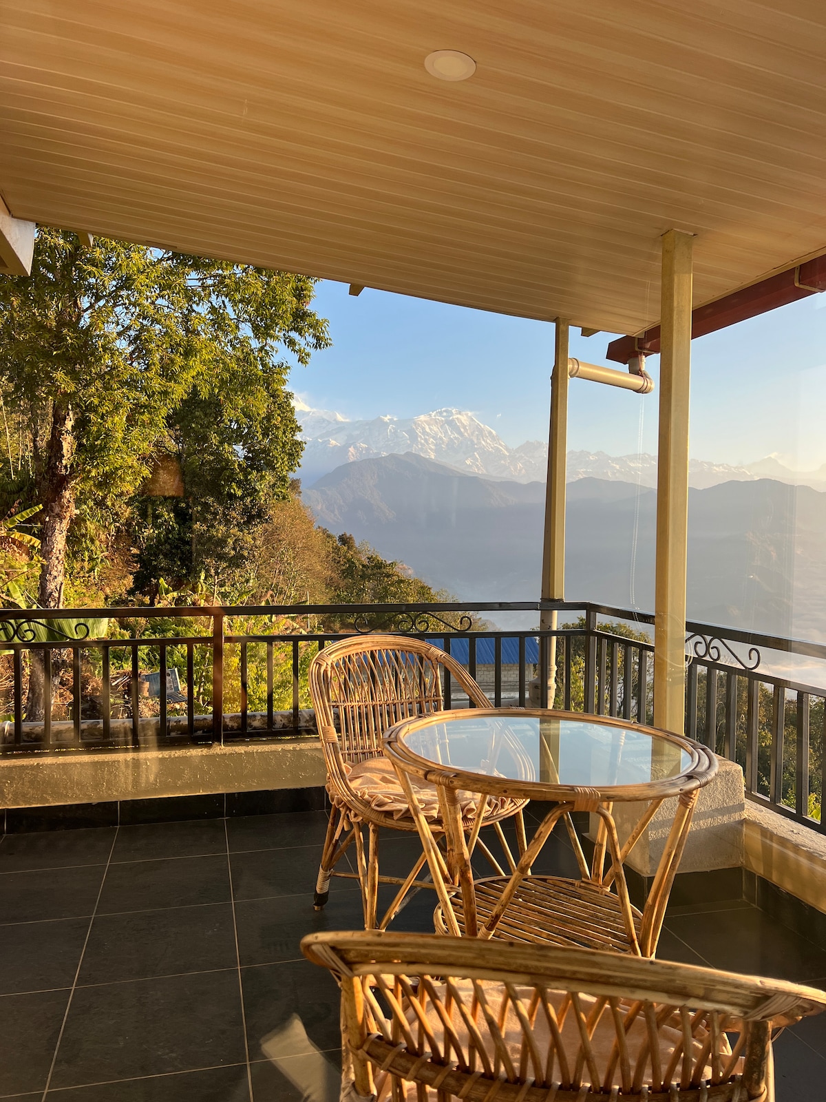 Sarangkot Sunrise Apartment — photo