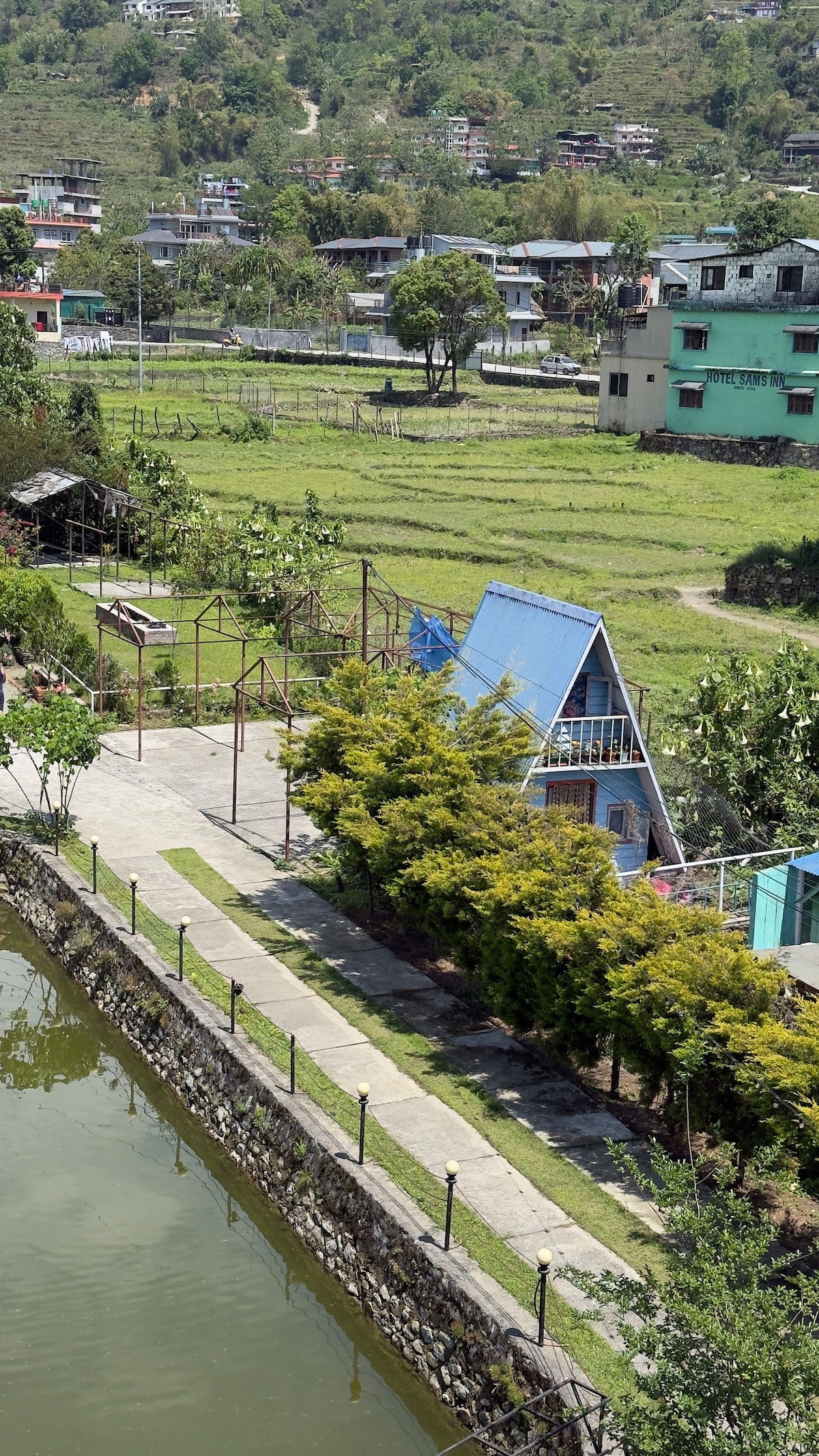 Cozy Private Room in Lakeside Pokhara — photo