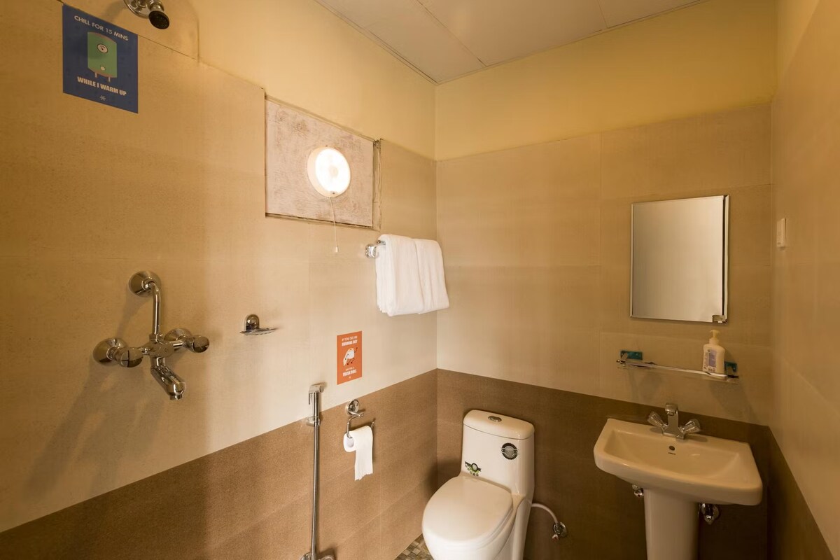 Lakeside Independent Cottage in Pokhara — photo