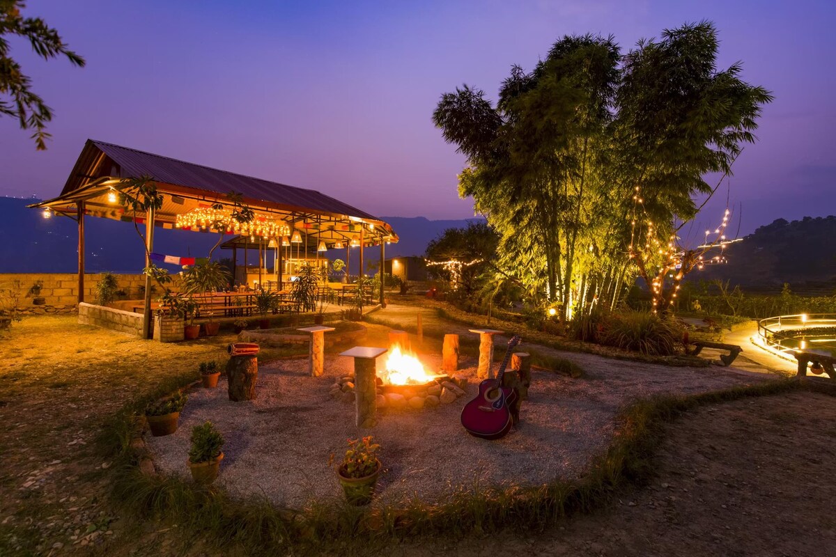 Lakeside Independent Cottage in Pokhara — photo