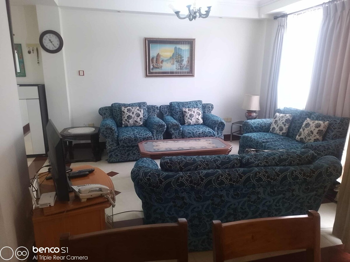 Quiet Retreat near Losal Street