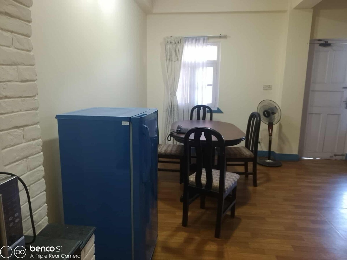 Quiet Retreat near Losal Street — photo