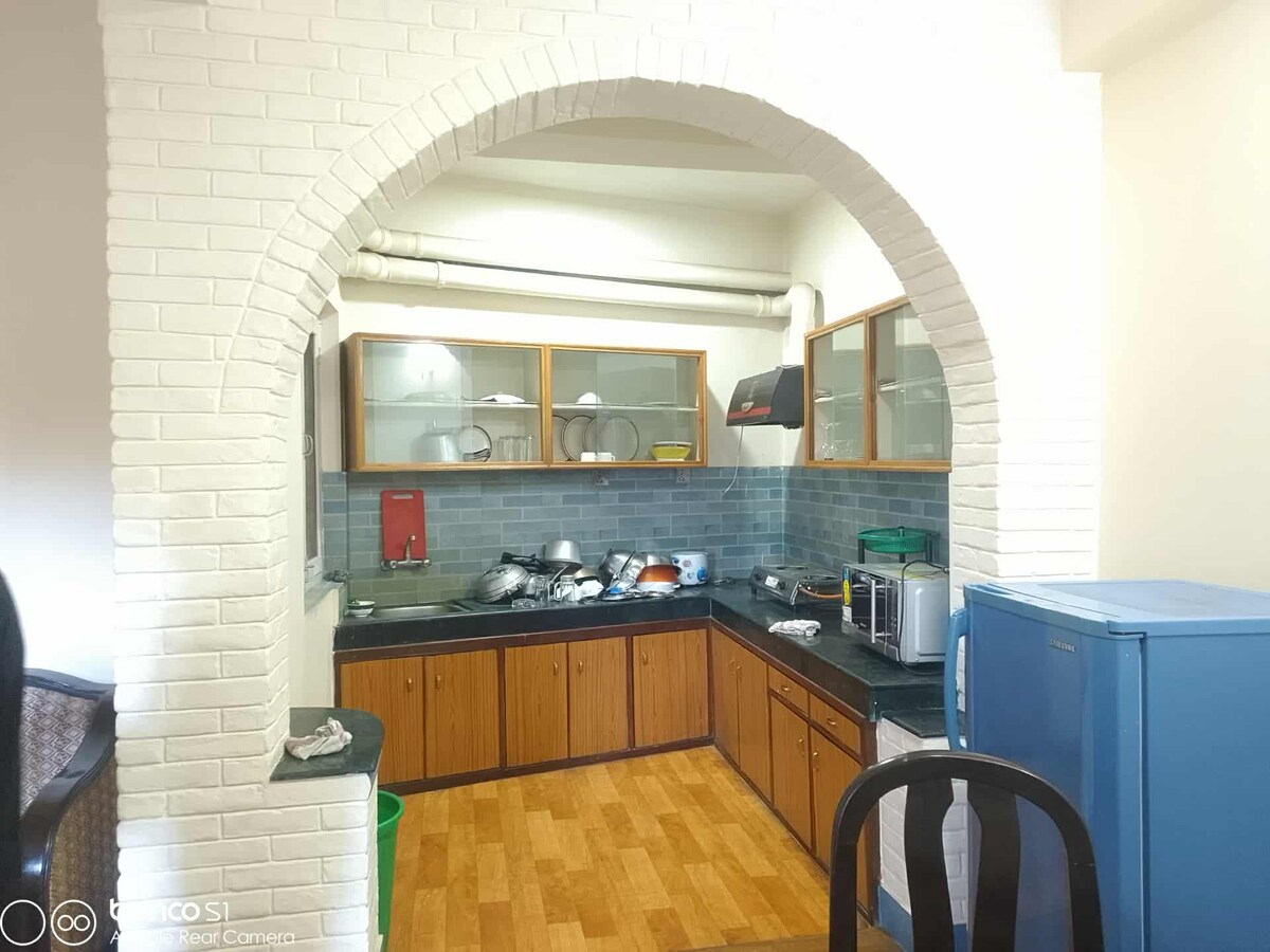 Quiet Retreat near Losal Street — photo