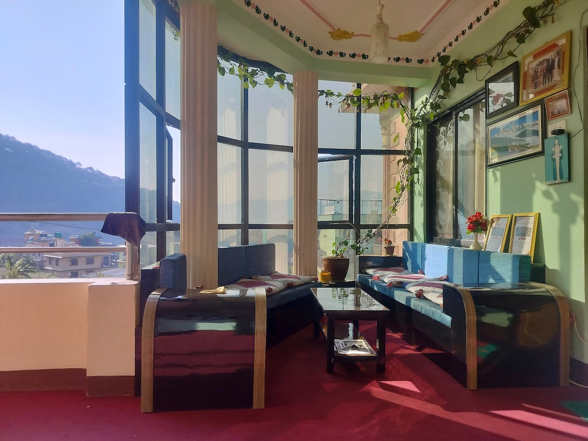 family guest house in heart of Parping, green hill