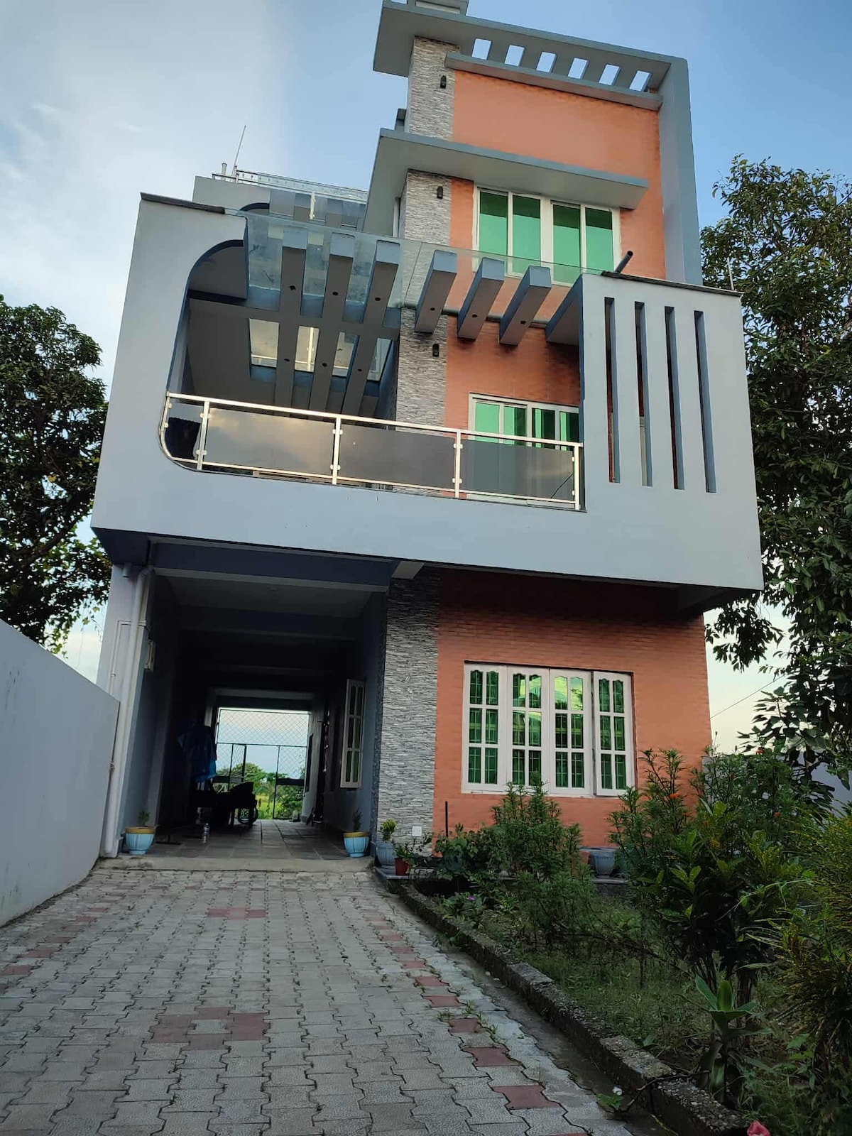 Quite and modern room