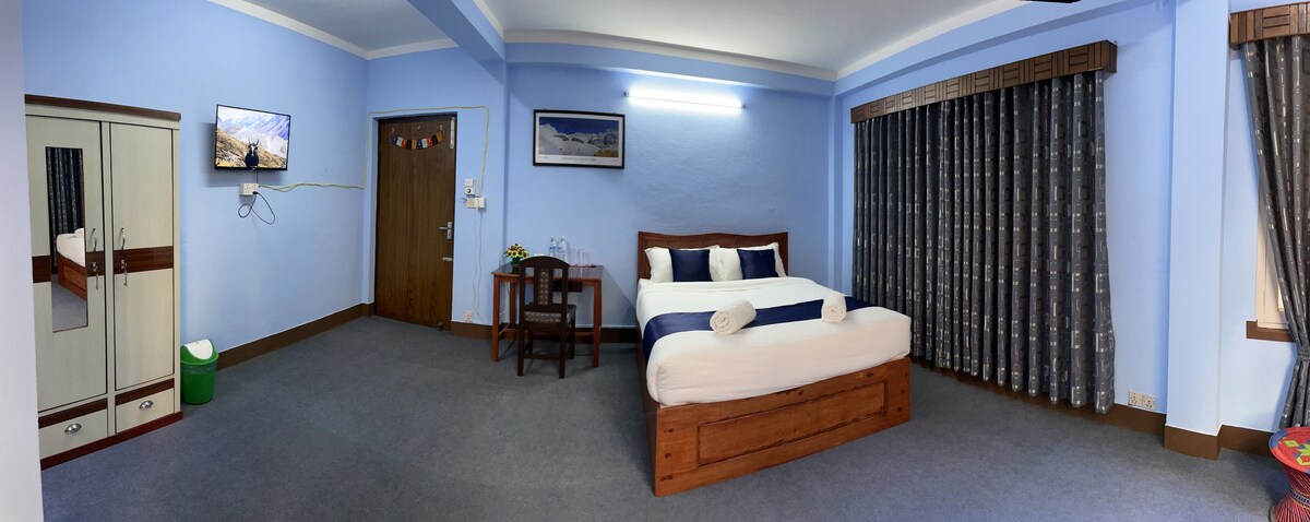 Andrew Home Annapurna Room 24 qm — photo