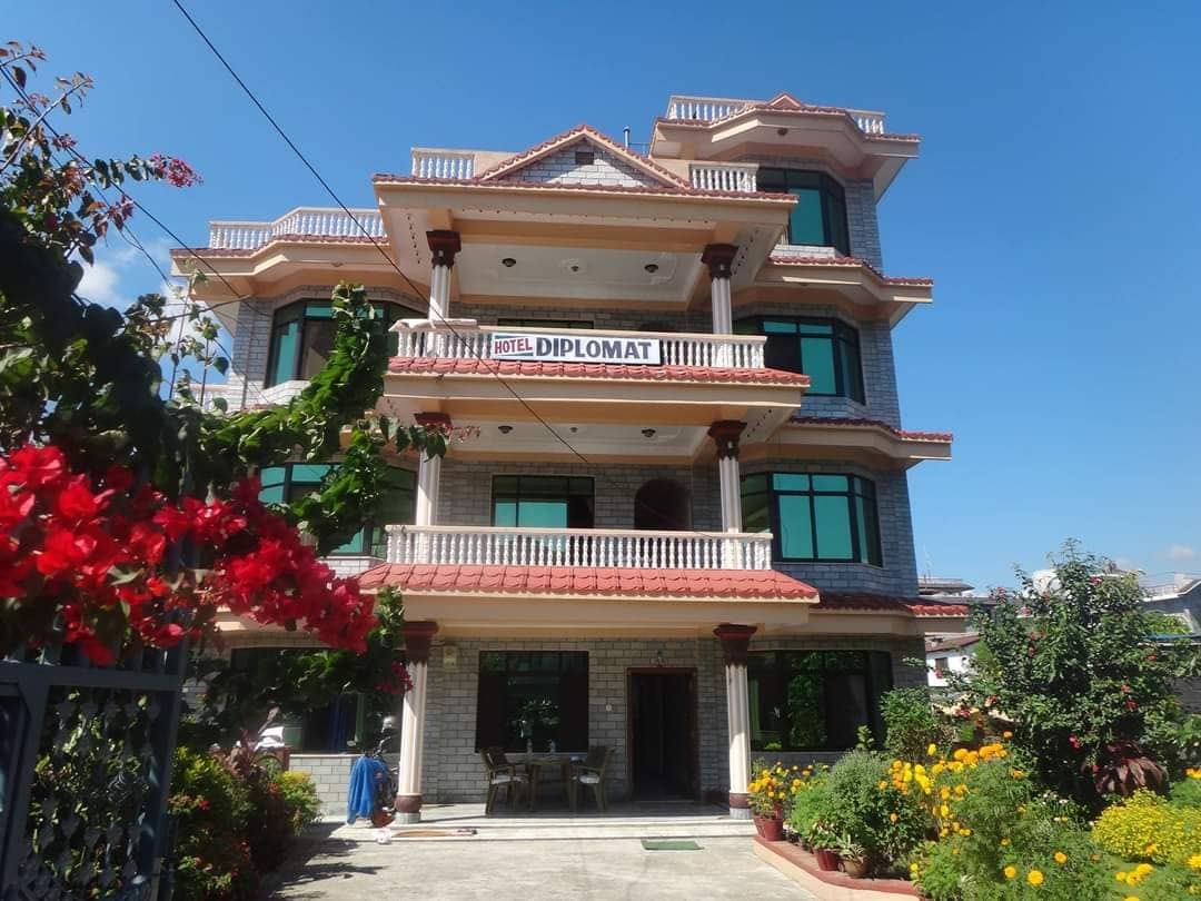Glamorous room w/ roof access for Yoga &Meditation — photo