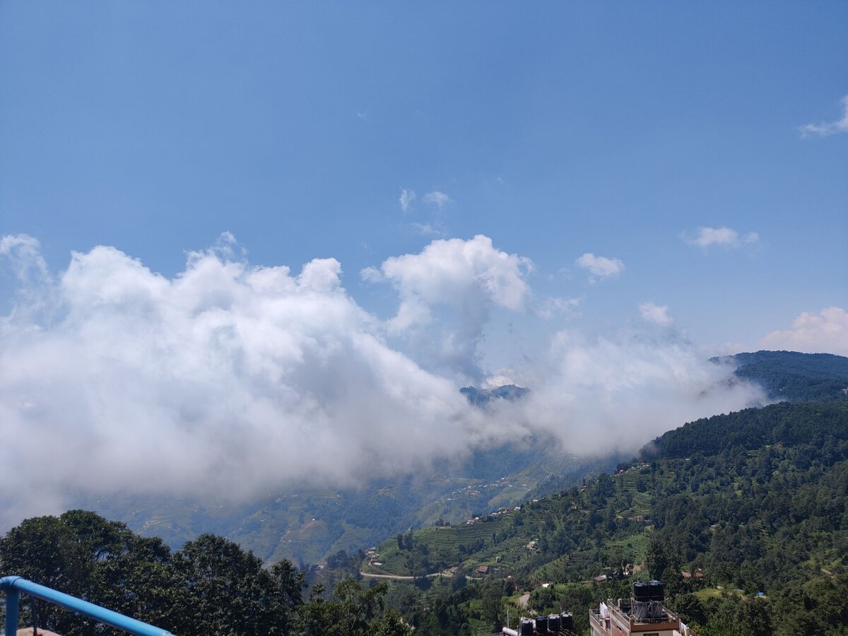 Hidden Gem in Nagarkot. Enjoy rooftop views w/ BBQ — photo