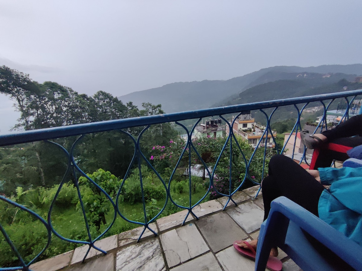 Hidden Gem in Nagarkot. Enjoy rooftop views w/ BBQ — photo