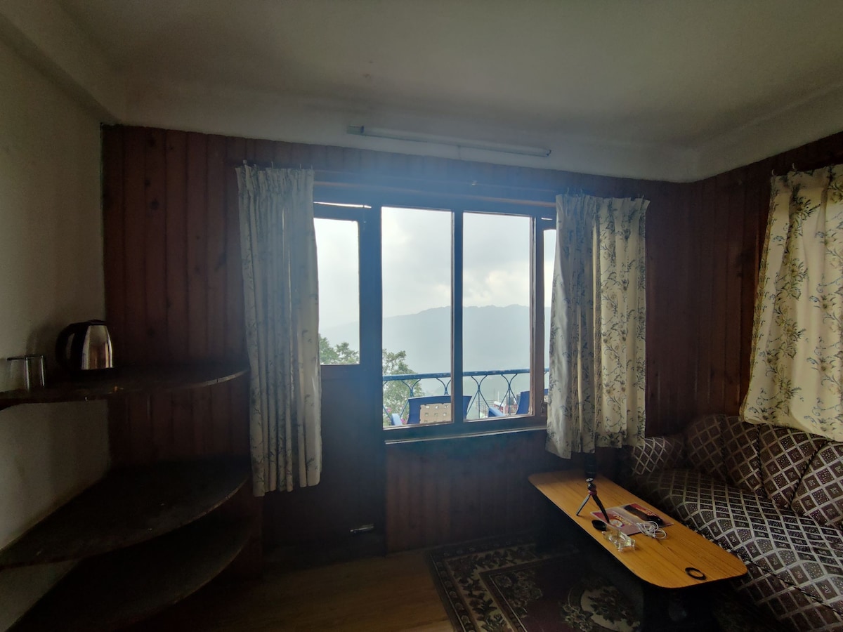 Hidden Gem in Nagarkot. Enjoy rooftop views w/ BBQ — photo