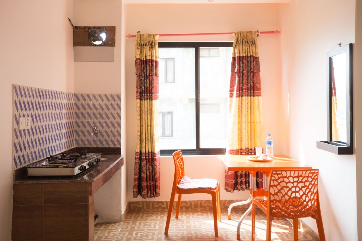 Lake View Room with single and double bed.