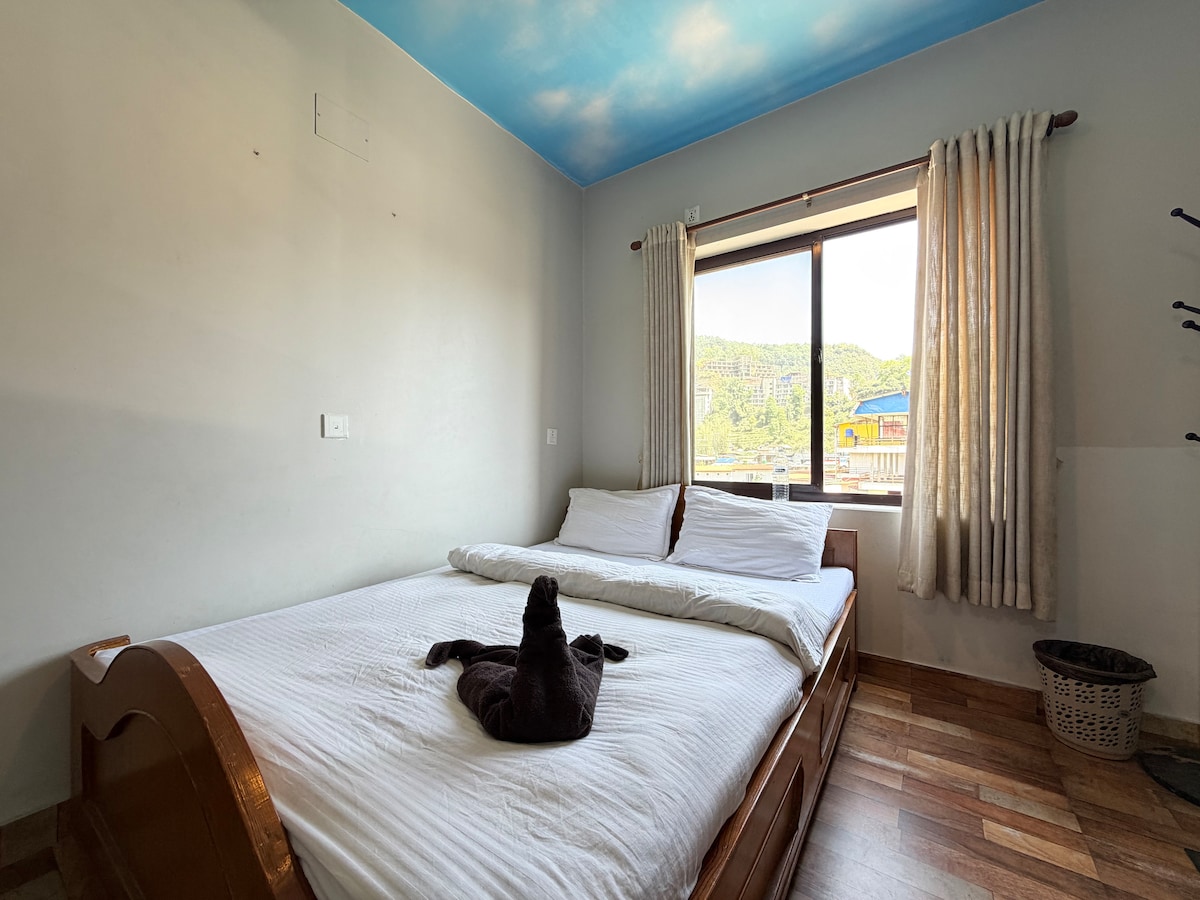 Budget Room in Lakeside Pokhara