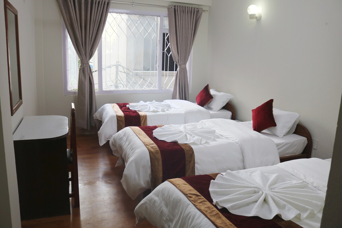 Triple room with Bathroom at Kathmandu Thamel — photo