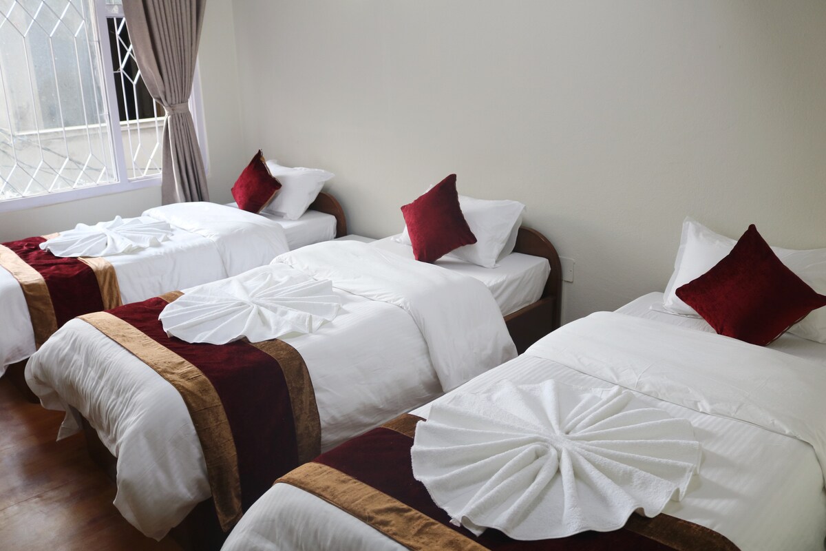 Triple room with Bathroom at Kathmandu Thamel — photo