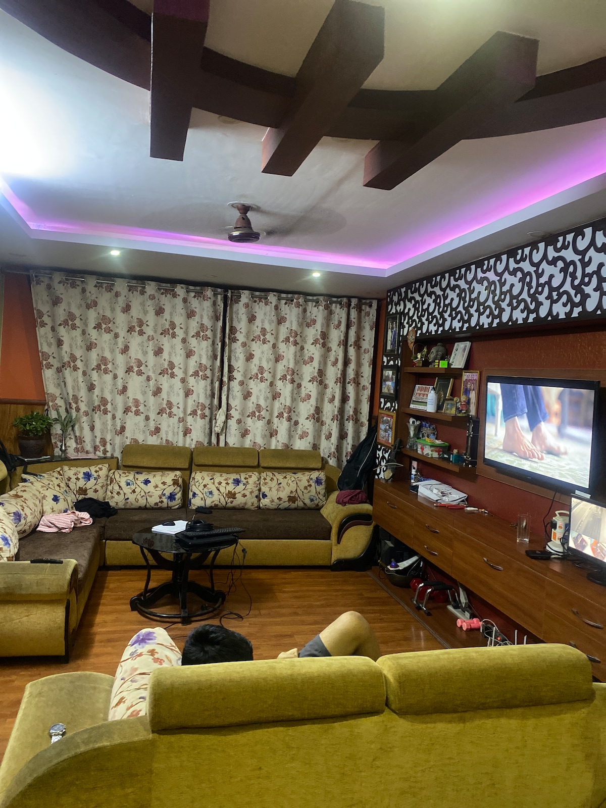 Honey Bee Hostel & Apartment — photo