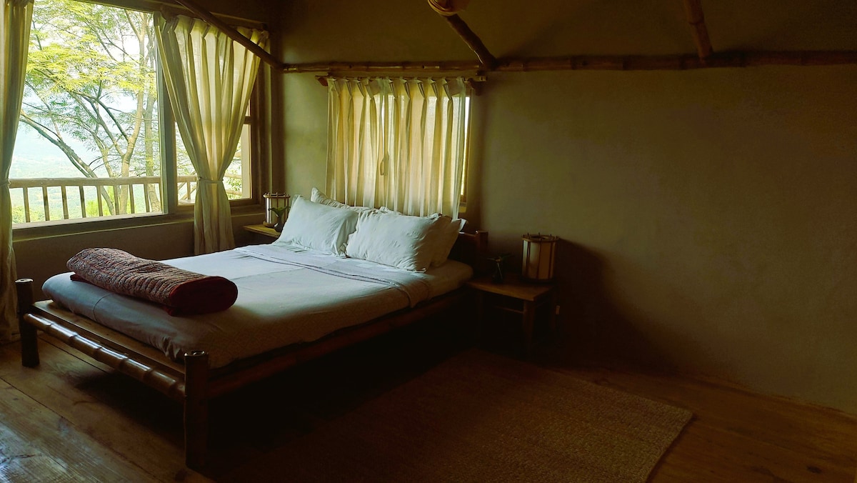 Venuvana : the Swallow's nest — photo