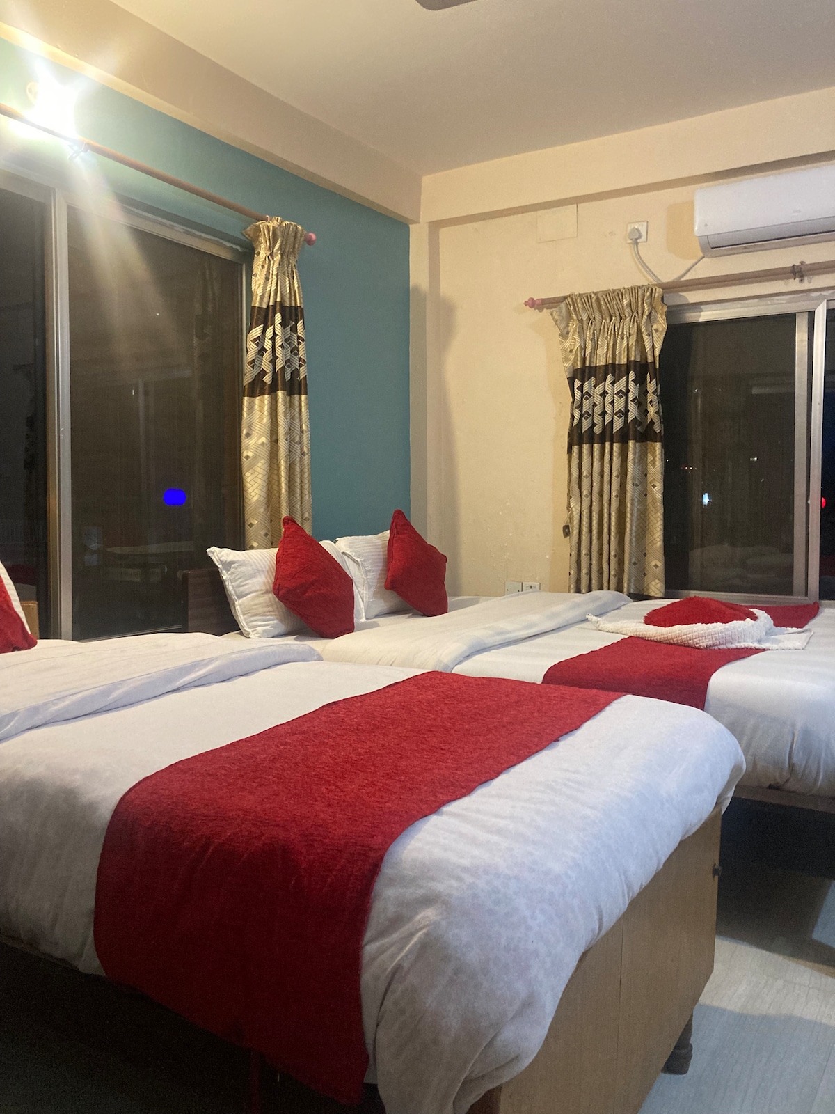 Hotel Nightingale — photo