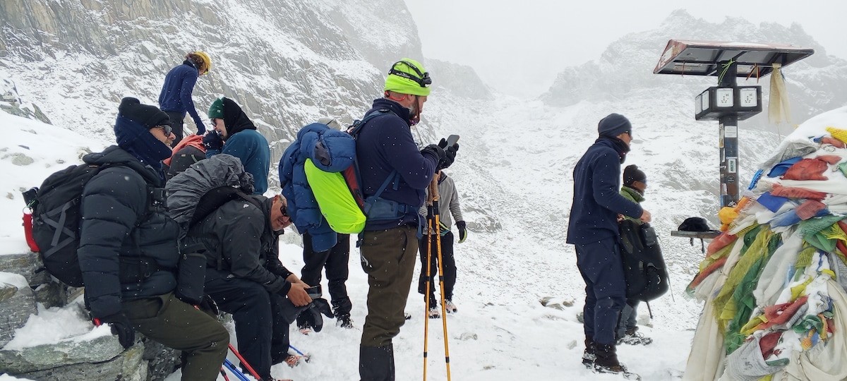 trekkaing and climbing guide