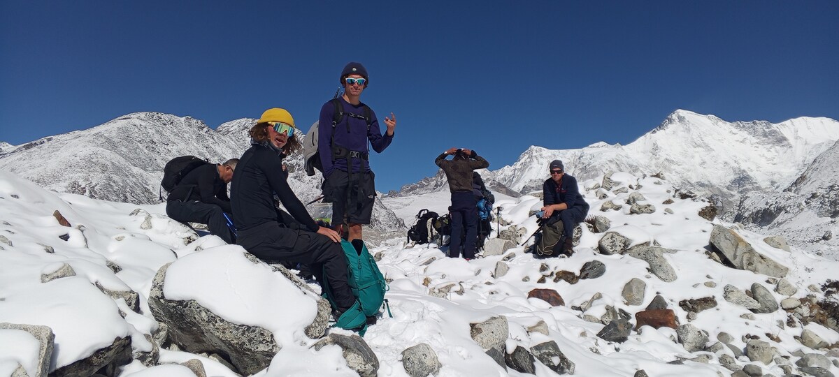 trekkaing and climbing guide — photo