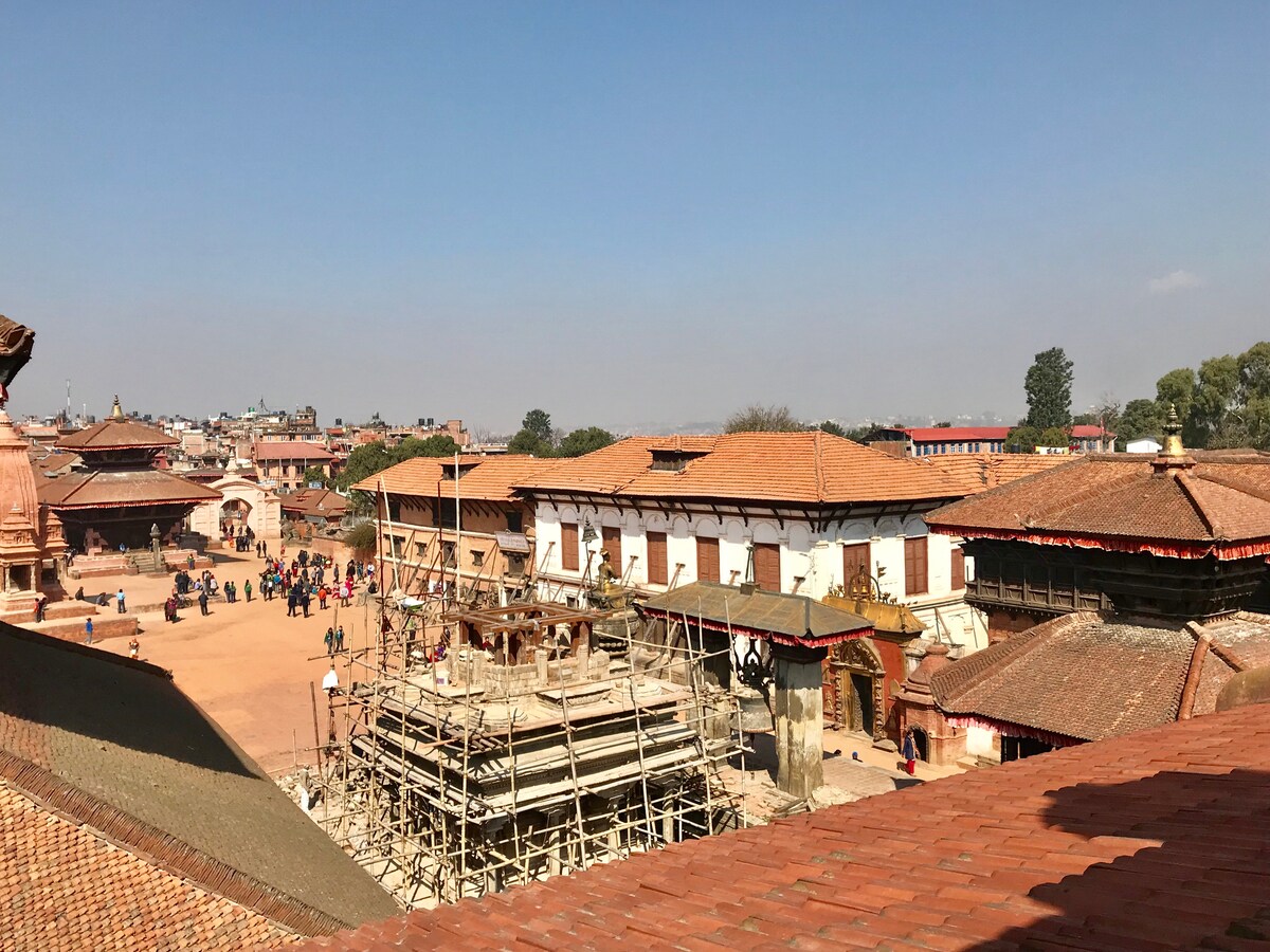 Budget twin bed Room with Share Bathroom — photo