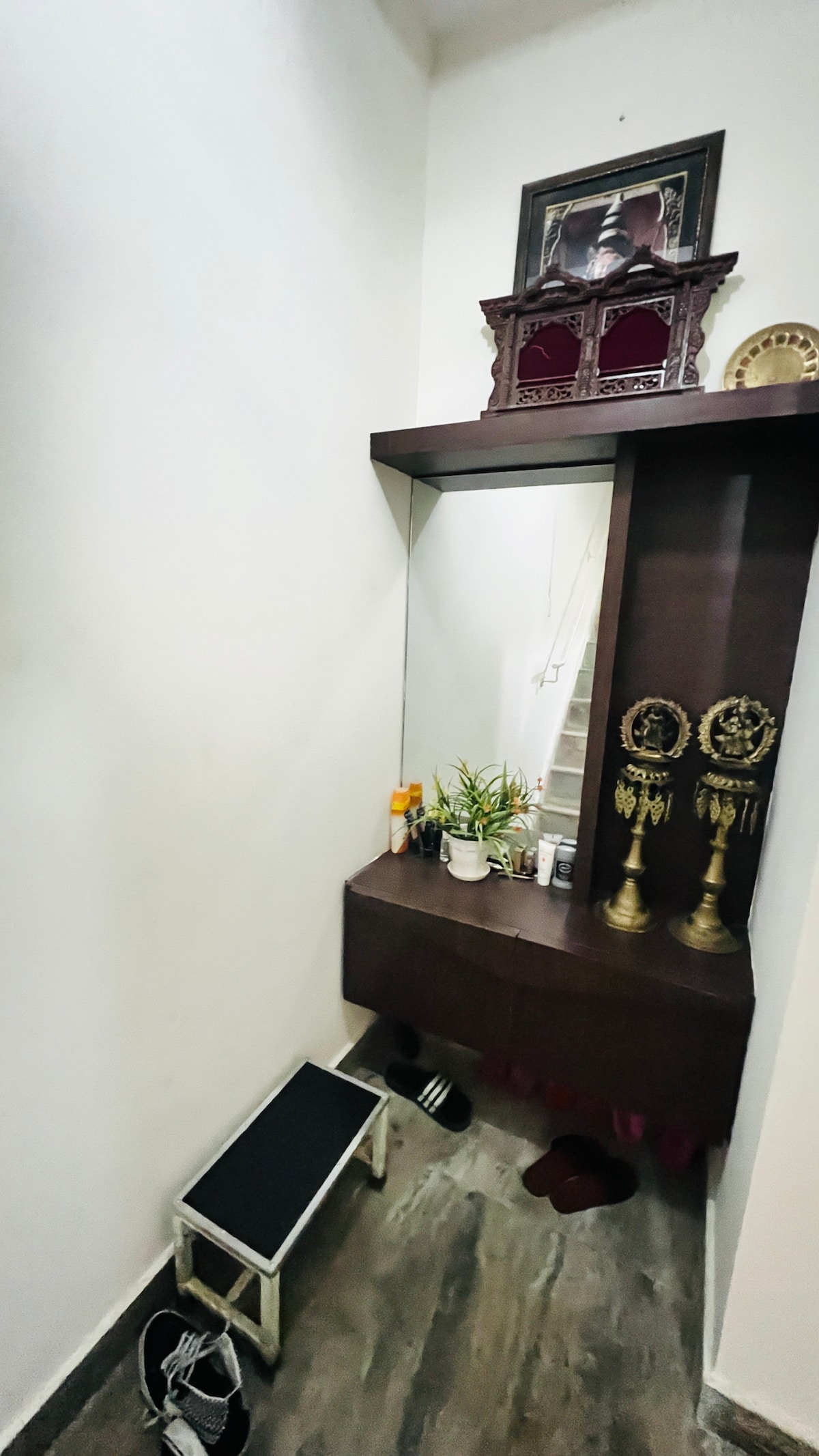 Fully furnished semi bungalow — photo