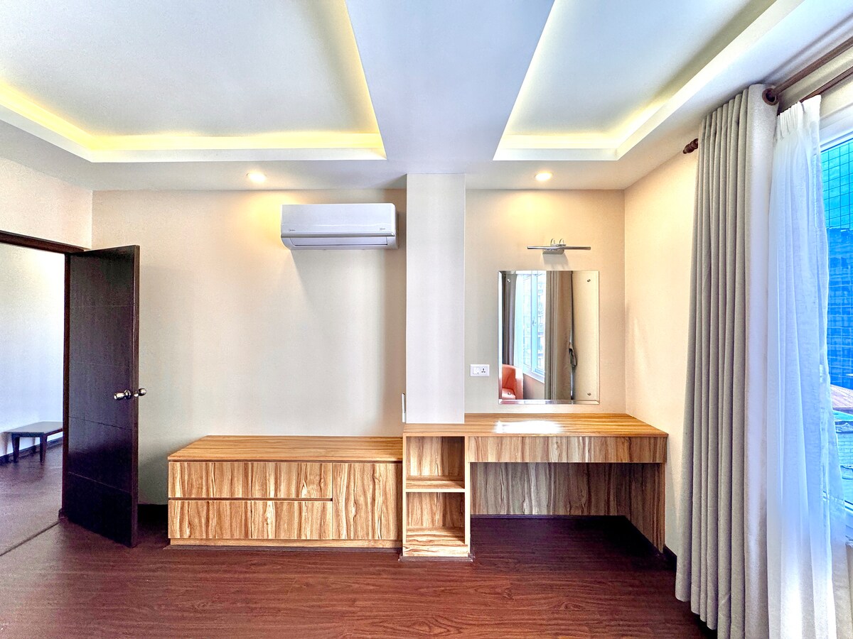 1 Bedroom Apartment in Lazimpat — photo