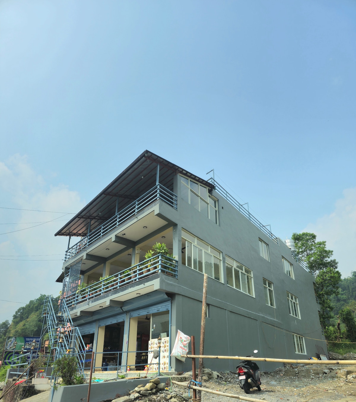 Full Lakeview | 3 BHK Penthouse — photo