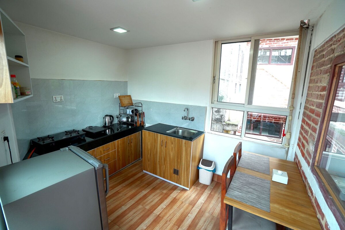 Spacious CozyRoom| Rooftop Kitchen | — photo