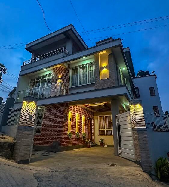 Suku family house. — photo